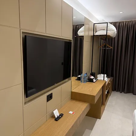 Driart Center 5* Tirana