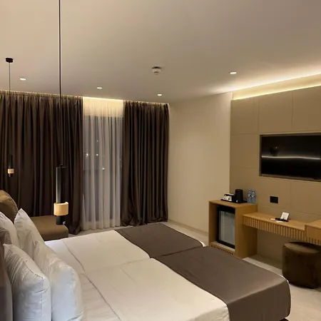 Driart Center Hotel