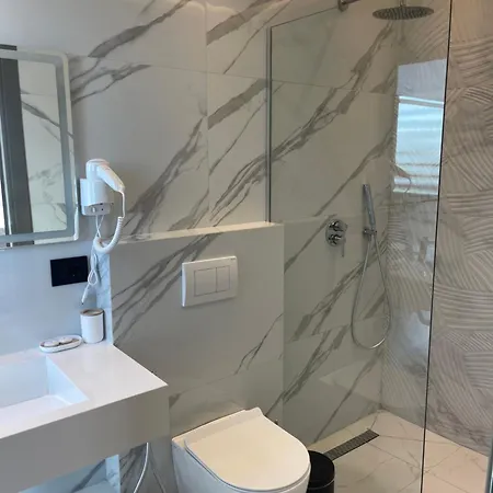 Driart Center 5* Tirana