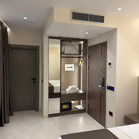 Driart Center Hotel 5*